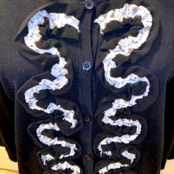 ONLY ONE! Cable & Gauge Tuxedo Ruffle Cardigan Sweater - Picture 5 of 15